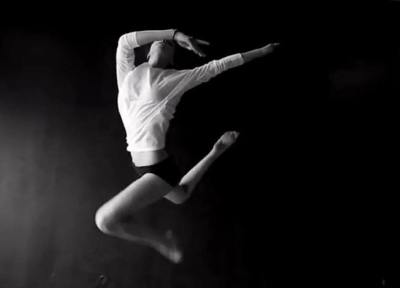 Ů���ִ������Ƭ��Habits ϰ�ߡ�Maria Mena
