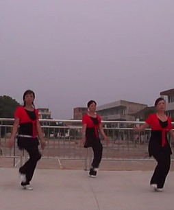 2012�涯���㳡�衶˼�ܴ�����ѧ