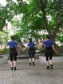 �~�ӹ㳡�衶˼�ܴ�����ѧ