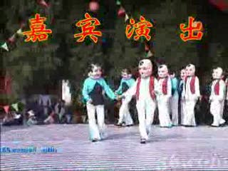 欢乐舞蹈《大头娃娃》中老年