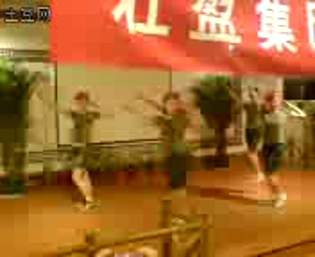 《潇洒女兵》群文录像
