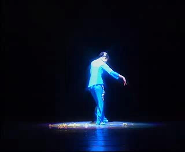 ���衶һƬ�滨����������� ���ݣ������ �Ĵ�ʡ�赸ѧУ