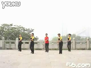 《有个姑娘叫小芳》中老年欢乐点子舞