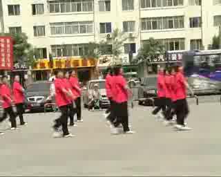 �㳡������ һ���������׸� �������赸